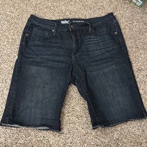 Massimo Bermuda short